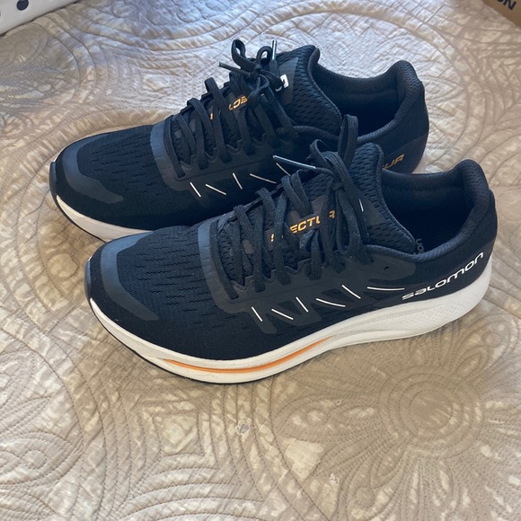 Salomon Specturs running shoes - Picture 1 of 4